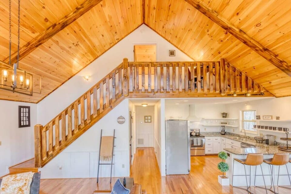 Cabin Vibes with beautiful finishes