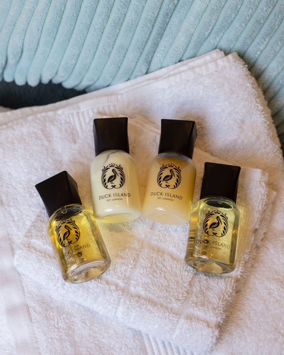Bathroom amenities