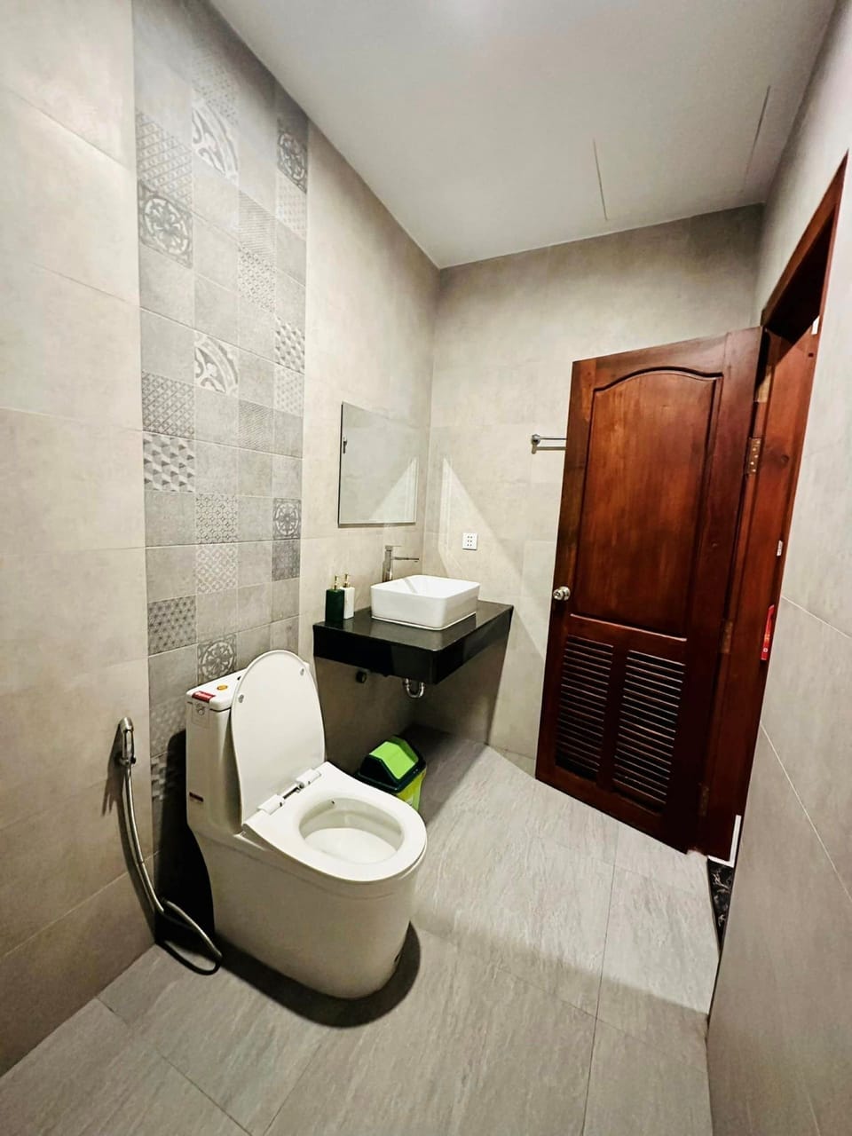Shower, rainfall showerhead, hair dryer, slippers