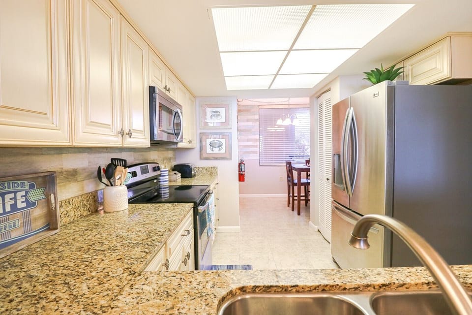 St. Augustine Ocean Front Rentals Kitchen