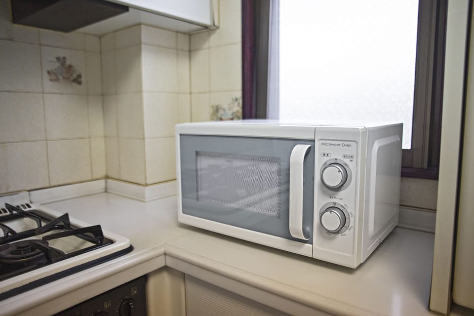 Deluxe Villa | Microwave