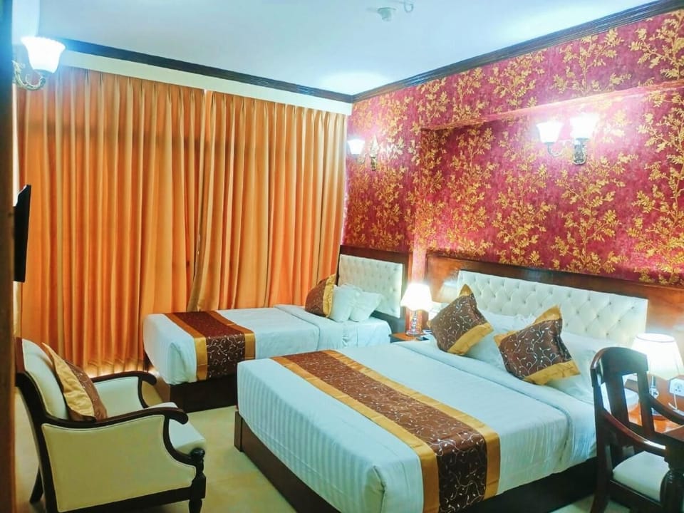 Premium Triple Room | Memory foam beds, individually decorated, individually furnished, desk