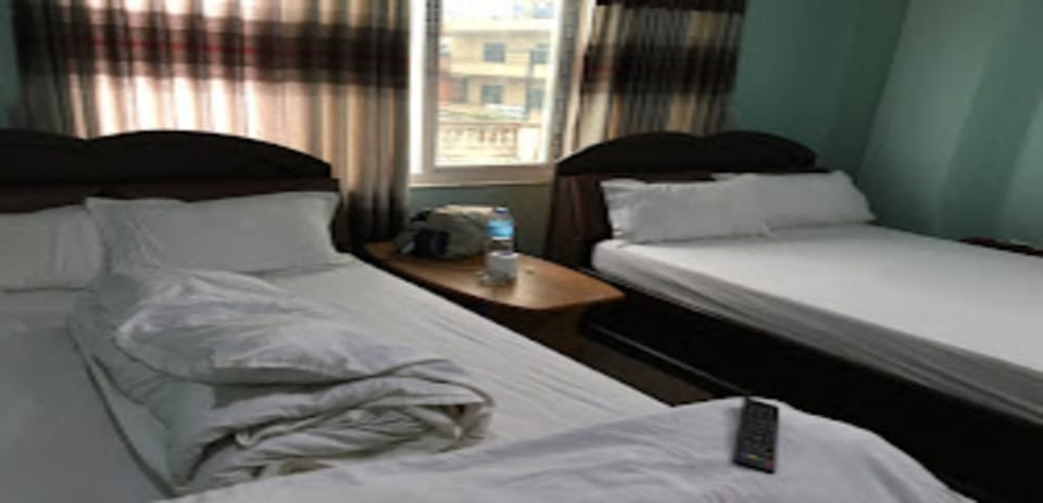 Double Room | Free WiFi, bed sheets