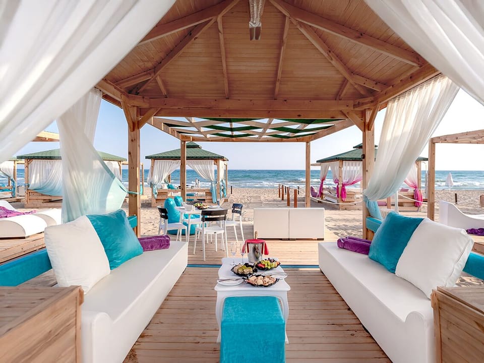 Private beach, beach cabanas, sun loungers, beach umbrellas
