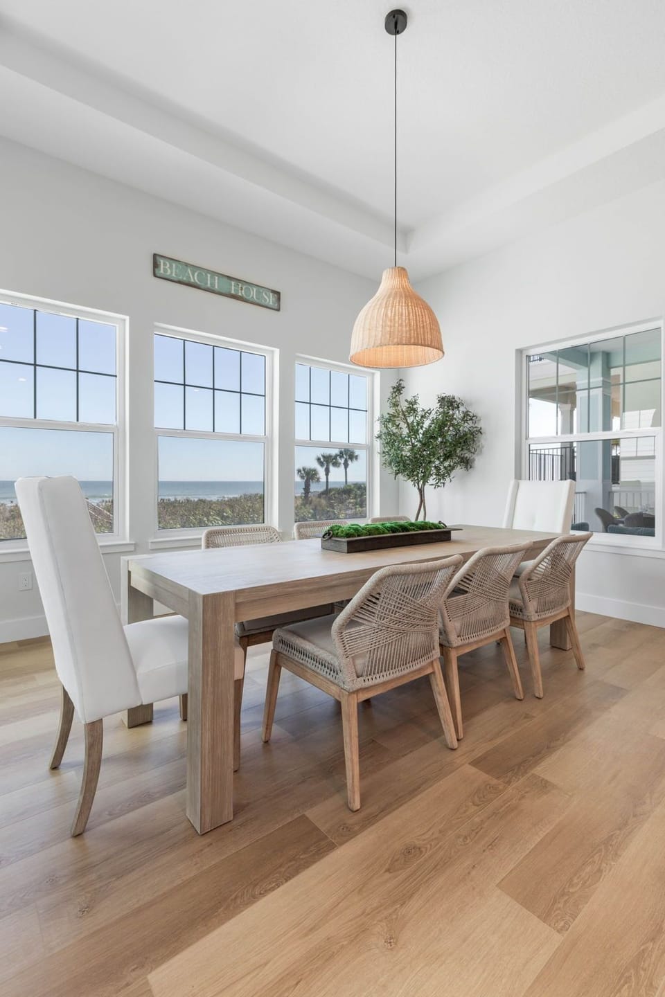 Make mealtime memorable by gathering the whole family around the dining table with incredible ocean views.  
2nd Floor