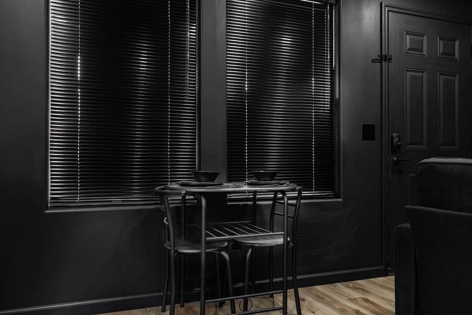 Small dining table for 2