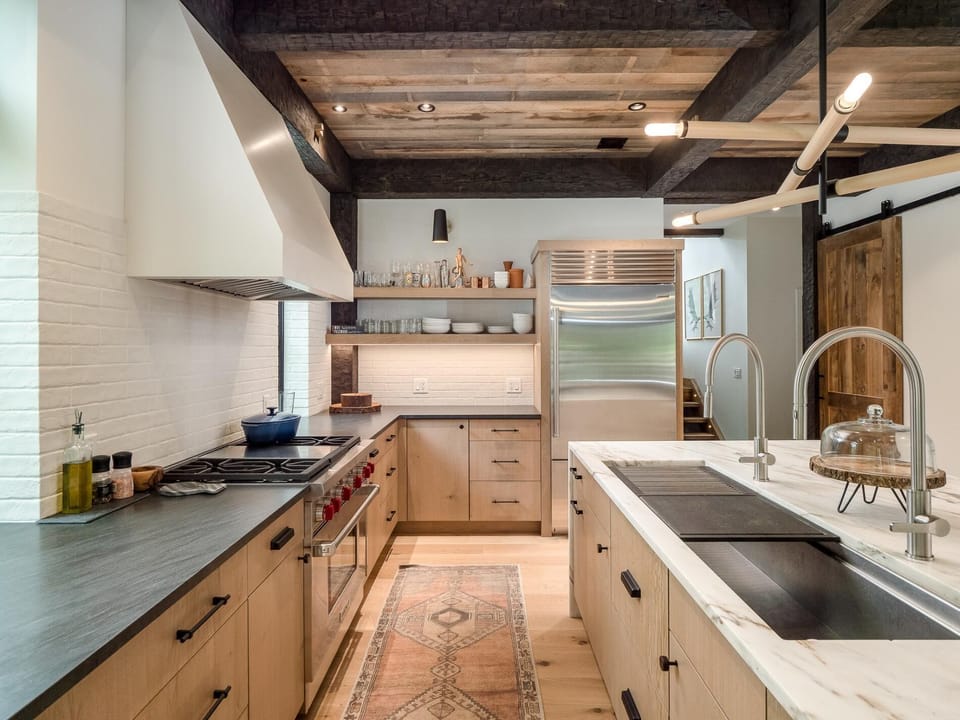 Exquisite Rustic Modern Ski Haus Right on MT Abram Bike Park (1337)