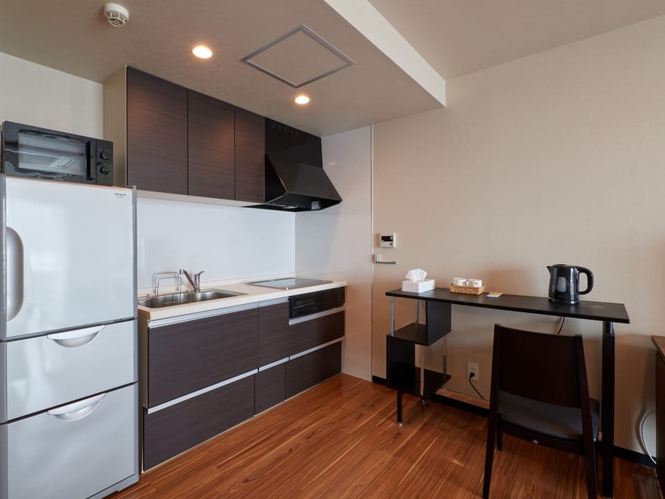 Deluxe Twin Room, Non Smoking | WiFi (free), bed sheets