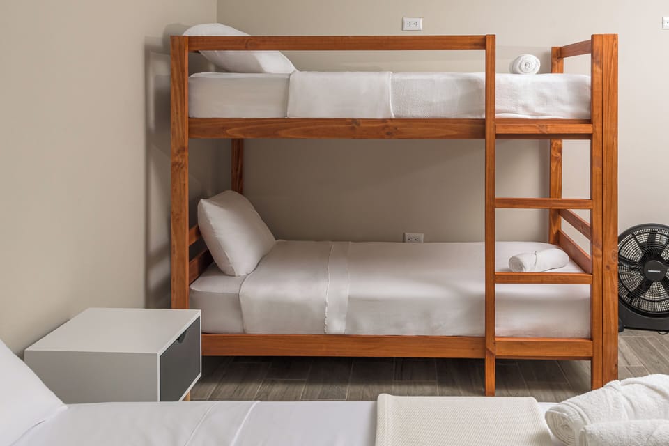 Family Triple Room | Free WiFi, bed sheets