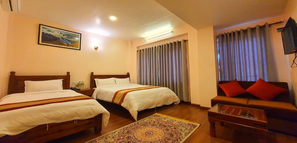 Deluxe Triple Room | Free WiFi, bed sheets