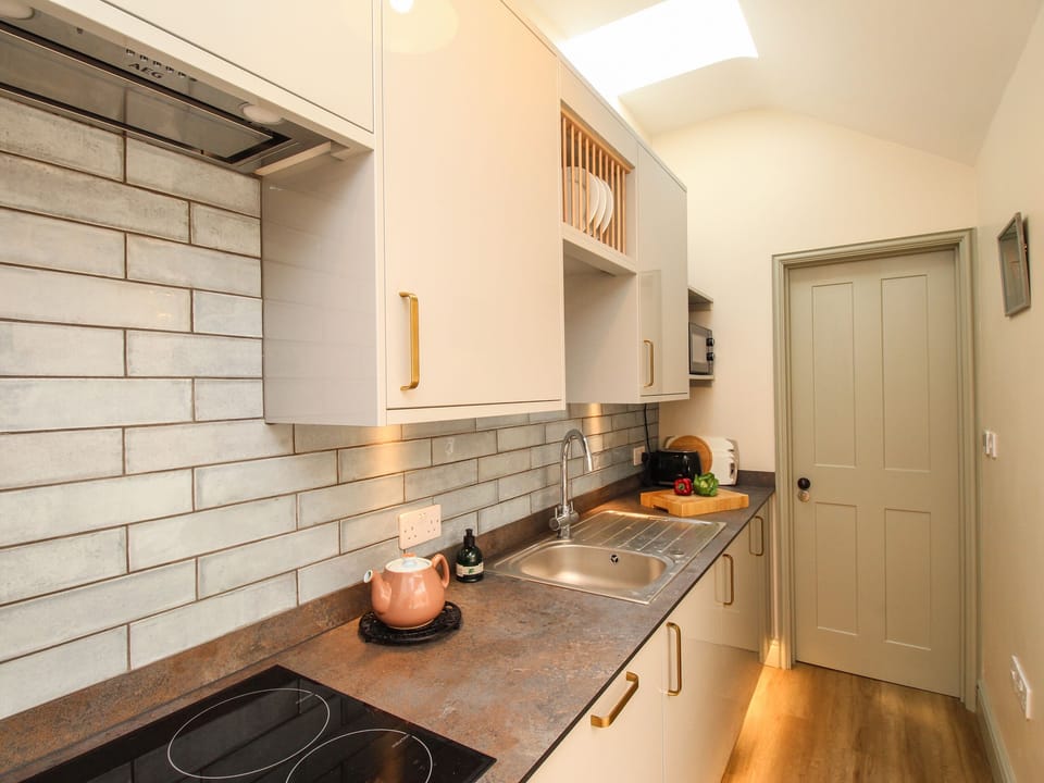 Fridge, dishwasher, electric kettle, toaster
