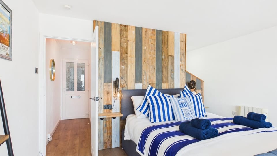 Swn Y Mor - 1 Bedroom Studio - Saundersfoot Apartment in Saundersfoot