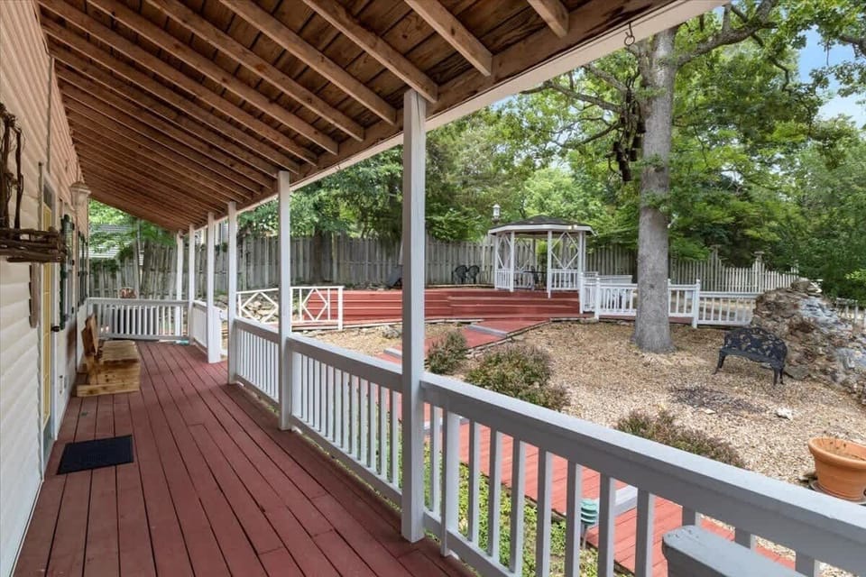 Patio & Front Garden