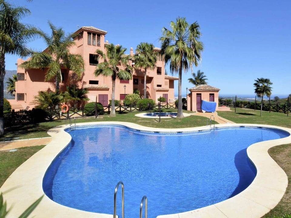 Holiday Home Swimming Pool