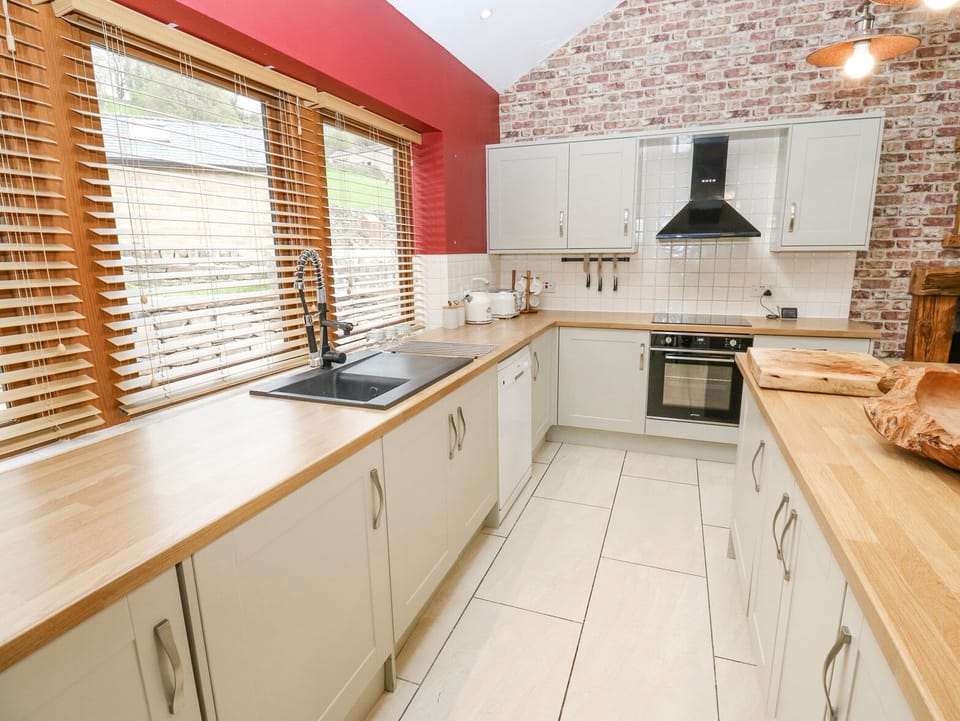 Fridge, dishwasher, electric kettle, toaster