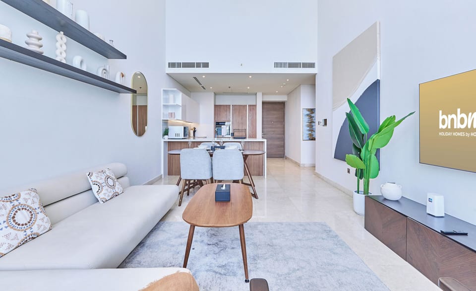 Deluxe Apartment | Living room | 32-inch Smart TV with cable channels, TV