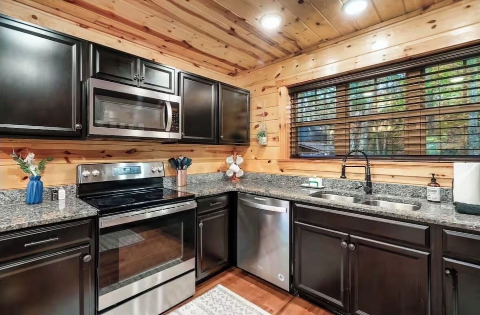 Equipped with stainless steel appliances, you'll have everything you need!