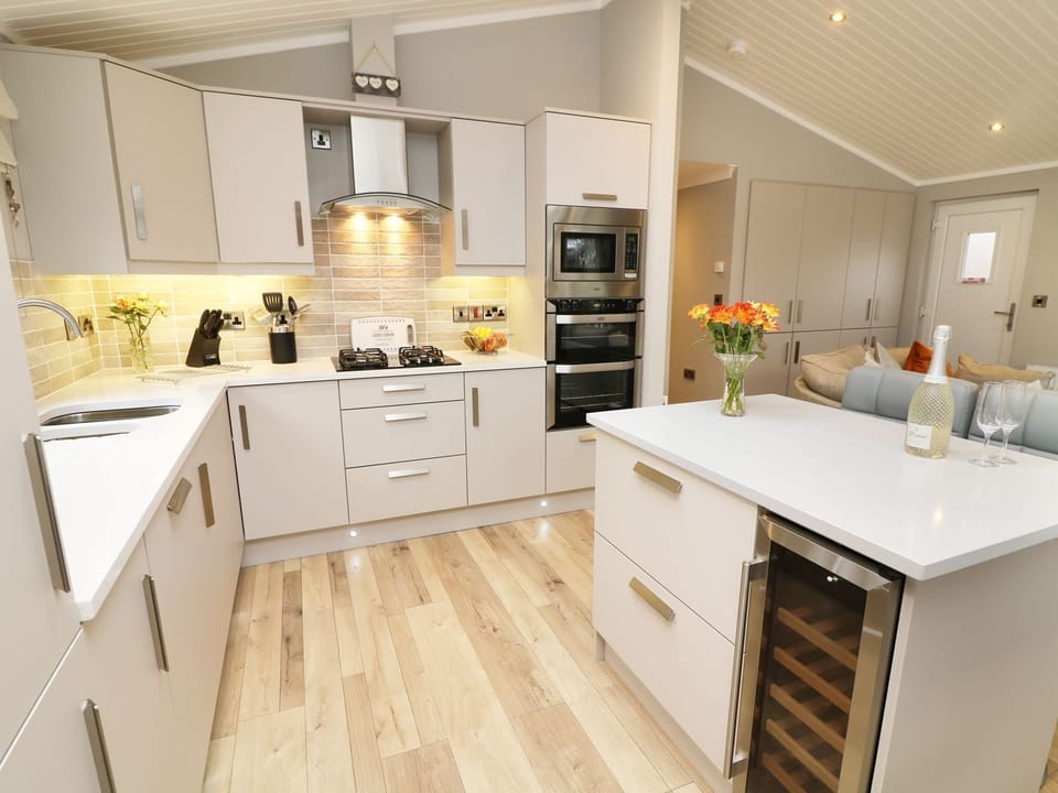 Fridge, dishwasher, electric kettle, toaster