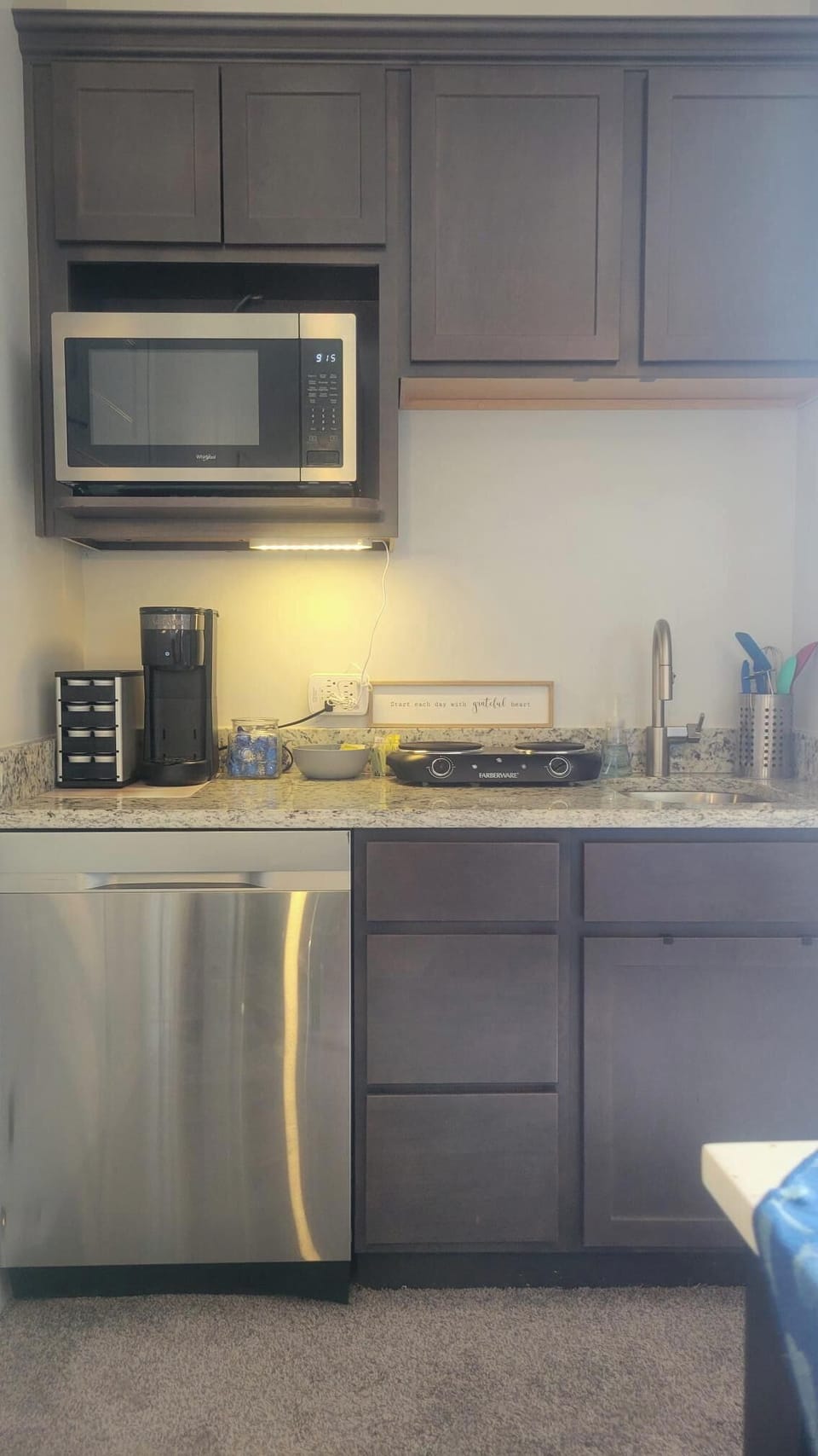 Kitchenette 