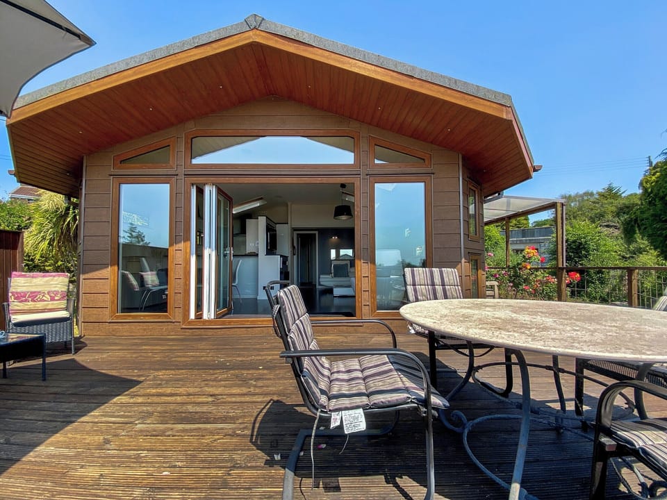 Exterior | West View, Weston-super-Mare