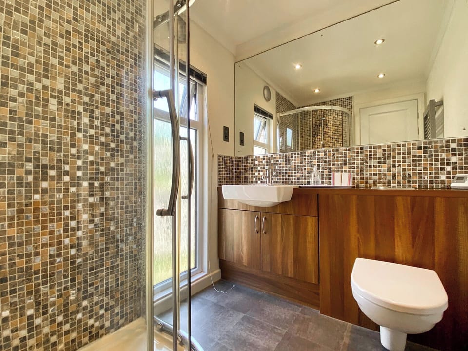 Bathroom | West View, Weston-super-Mare