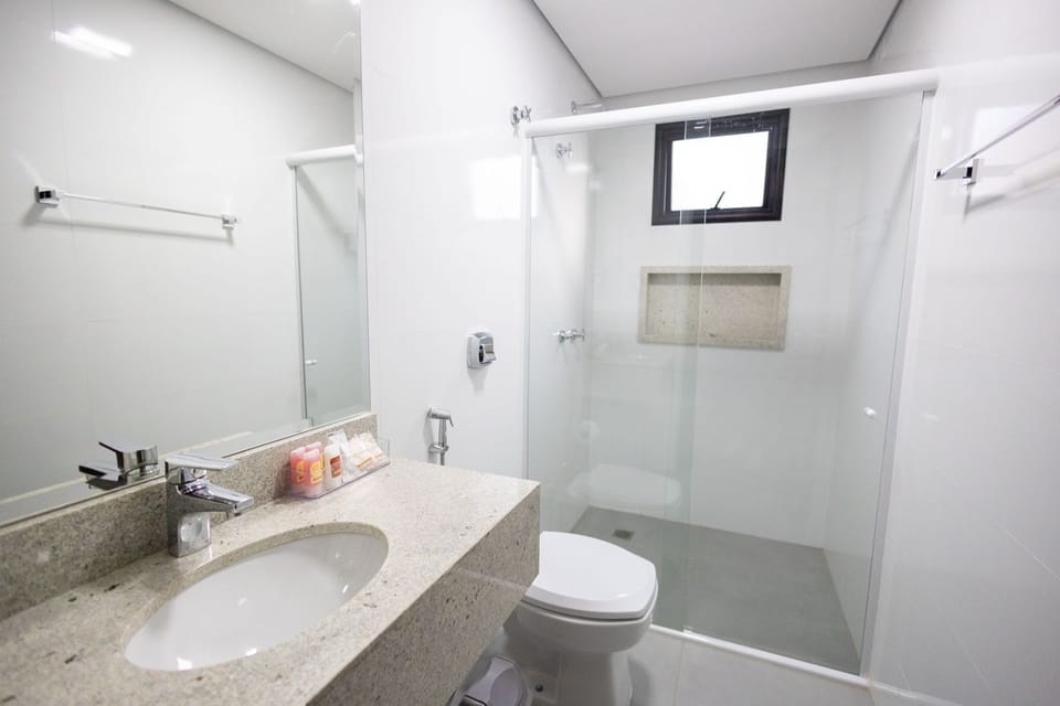 Deluxe Room, 1 Double Bed | Bathroom | Shower, hair dryer, towels, soap