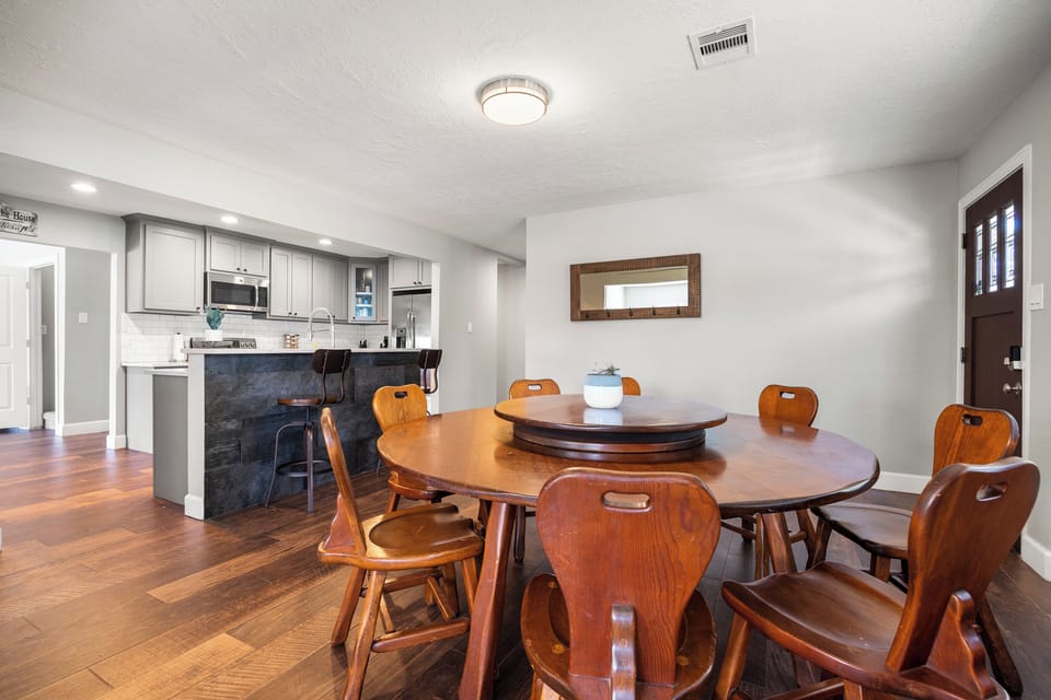 Extra seating is available at the kitchen bar.