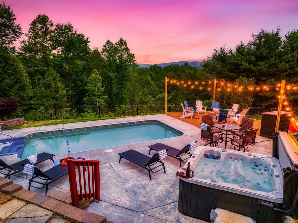 With our brand new hot tub and fire pit, you won't want to leave the all-season outdoor oasis at Graceful Goat Adventure Cabin.