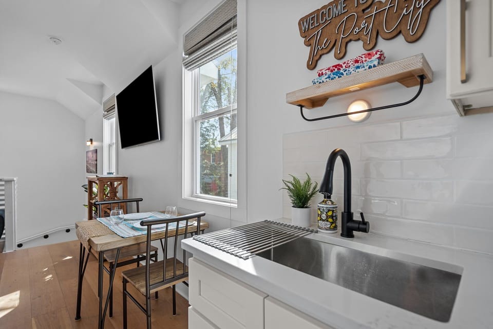 Dining Table off Kitchenette
