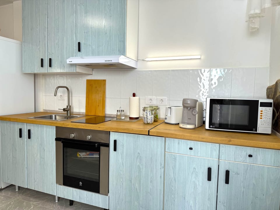 Kitchen 2