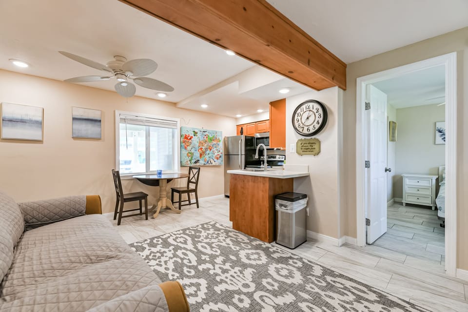 LOTS OF ROOM TO HANG OUT