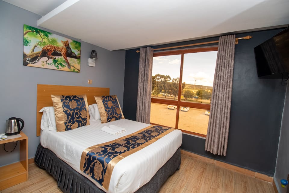 Soundproofing, iron/ironing board, free WiFi