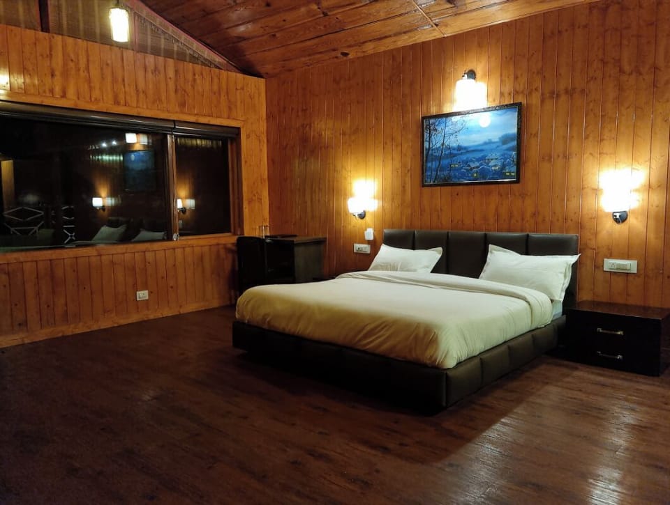 Classic Double Room | Free WiFi, bed sheets