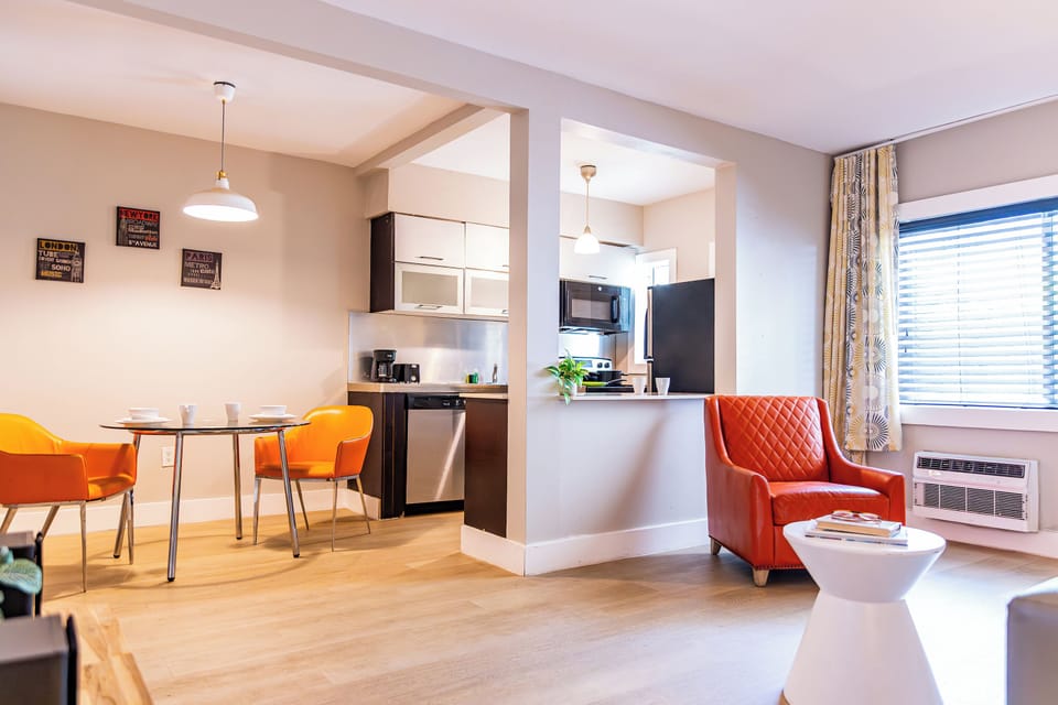One Bedroom Queen Suite | Private kitchen | Full-size fridge, microwave, oven, stovetop