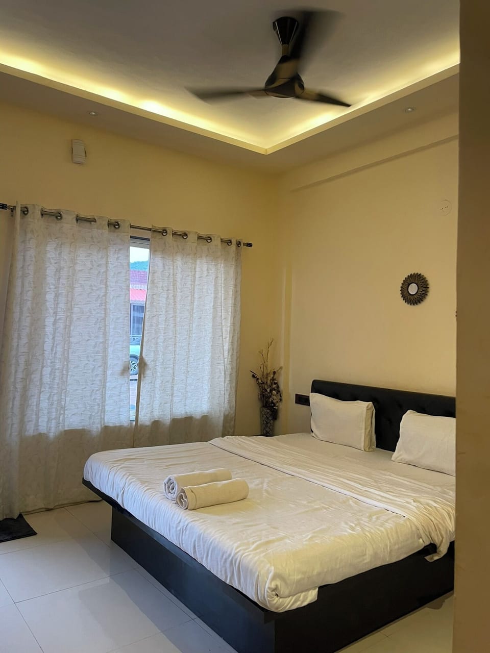 Premium Suite | 1 bedroom, premium bedding, desk, bed sheets