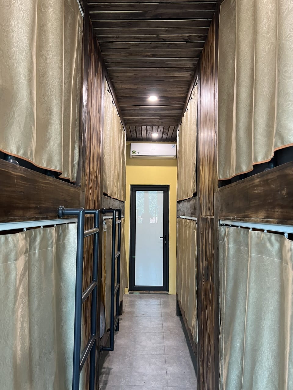 Comfort Shared Dormitory, Mixed Dorm | Hypo-allergenic bedding, free WiFi