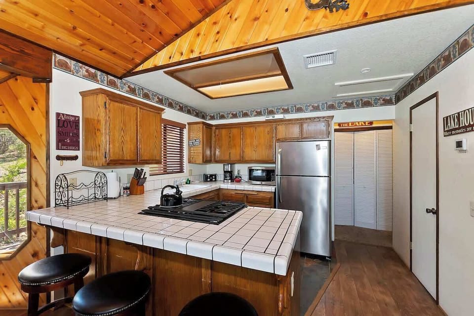 Kitchen. 
