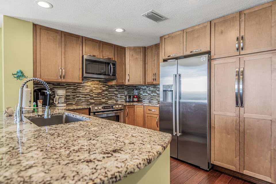 Full Kitchen
