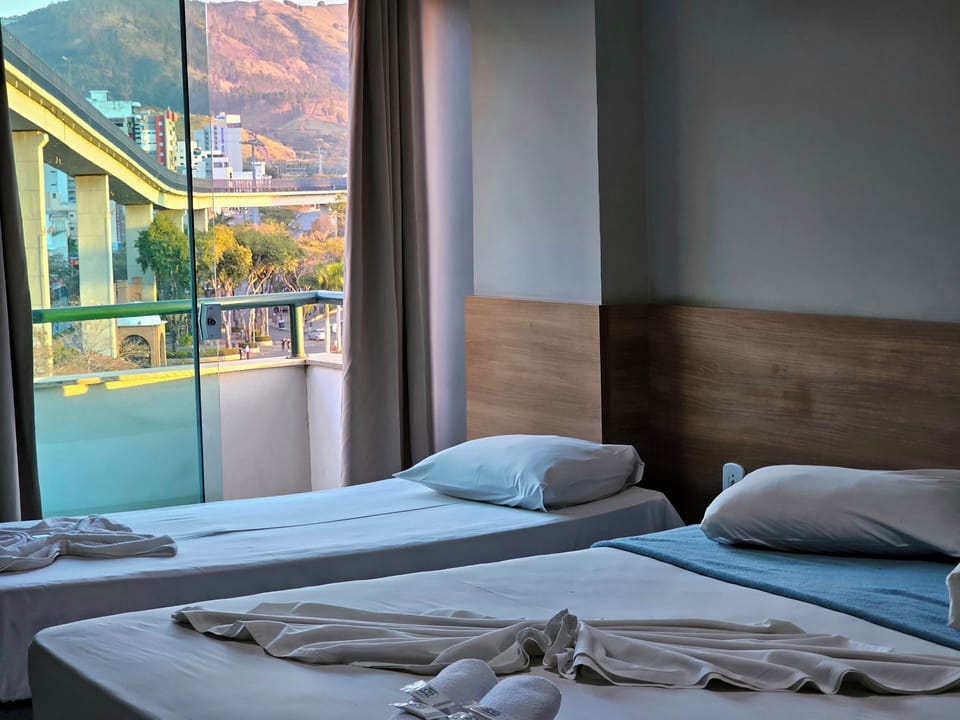 Standard Triple Room | Desk, free WiFi, bed sheets