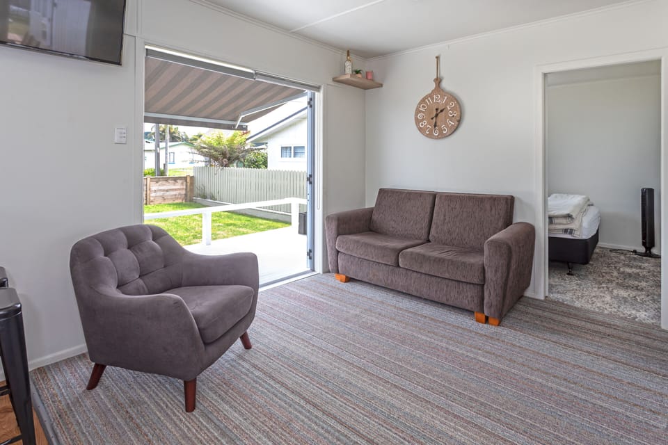 Main House Lounge