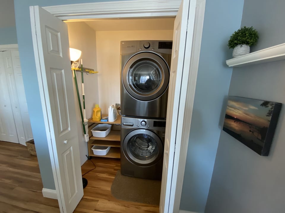 Washer & Dryer