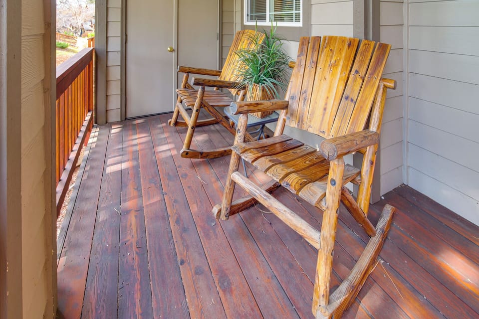 Front Entrance | Porch
