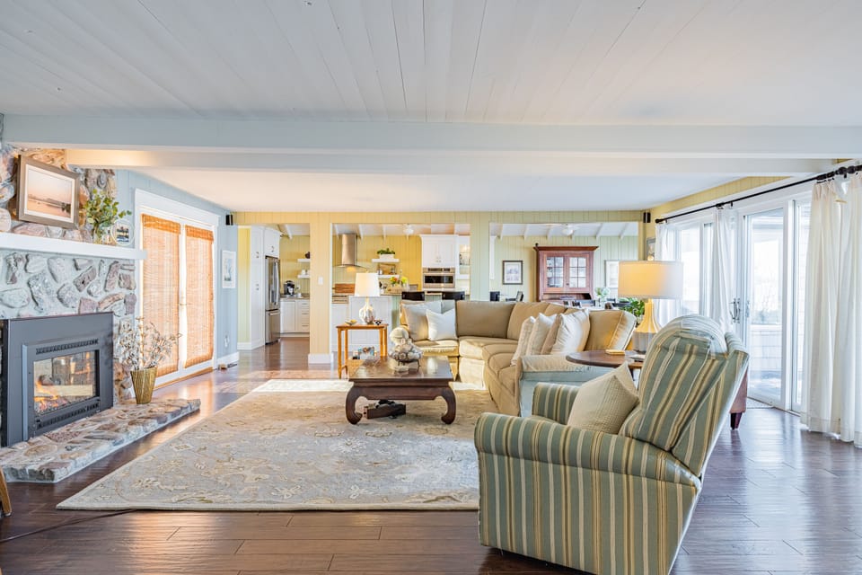 Living room/kitchen