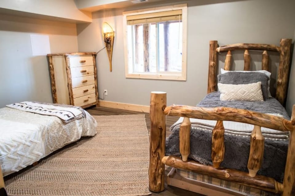 Basement bedroom