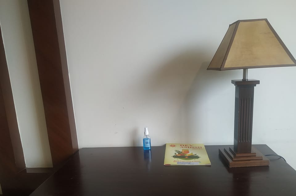 Executive Room | Living area | LCD TV, fireplace