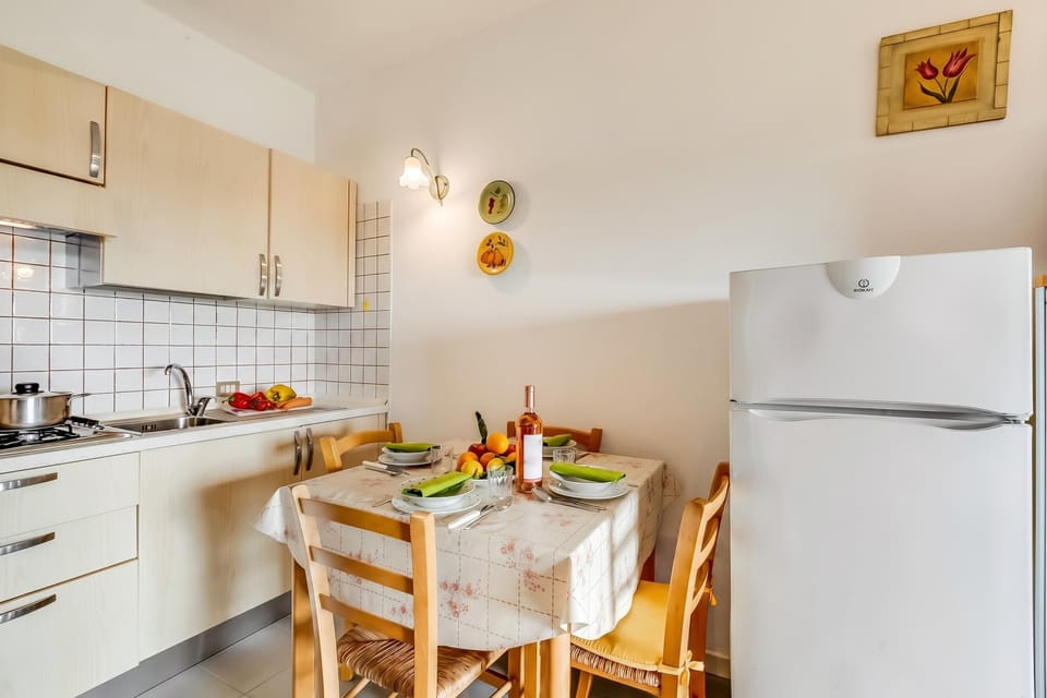 Kitchen and dining area