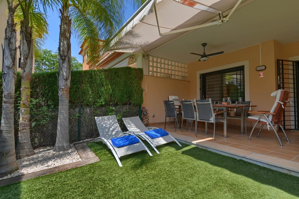 Outdoor dining area