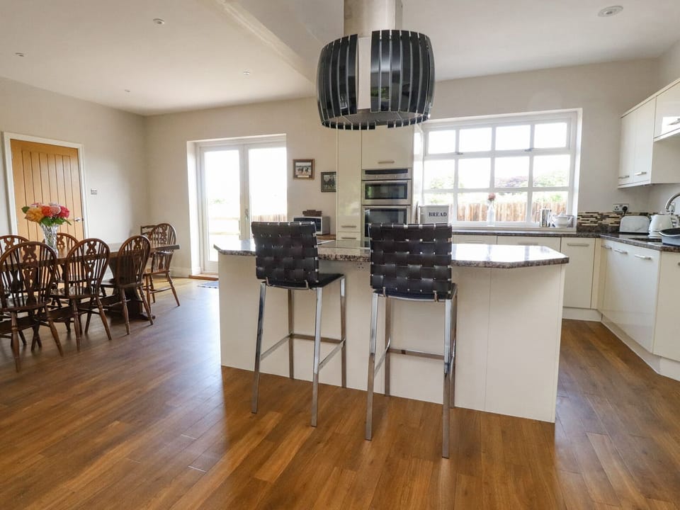 Fridge, dishwasher, electric kettle, toaster