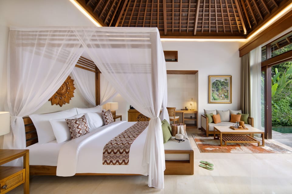 Premium bedding, free minibar items, in-room safe