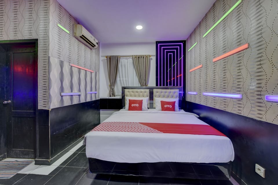 Deluxe Double Room | Desk, laptop workspace, free WiFi, bed sheets